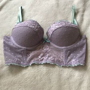 💞Victoria’s Secret baby girl bustier in lilac 32C